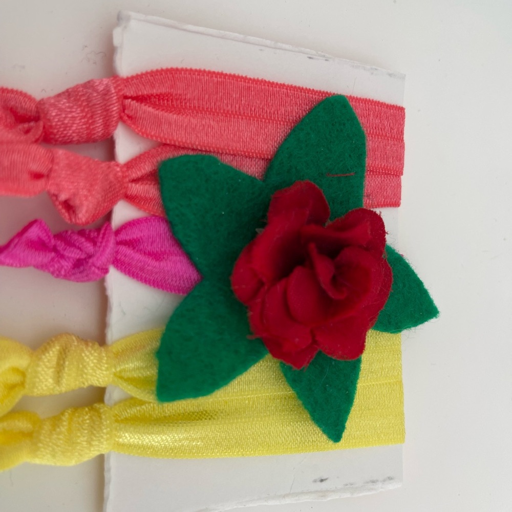 Set of 5 Peacocks themed  Hair tors .